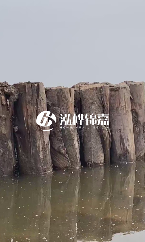松木樁圍堰如何施工才能保證穩(wěn)固性？專業(yè)打樁隊(duì)一步步教你！